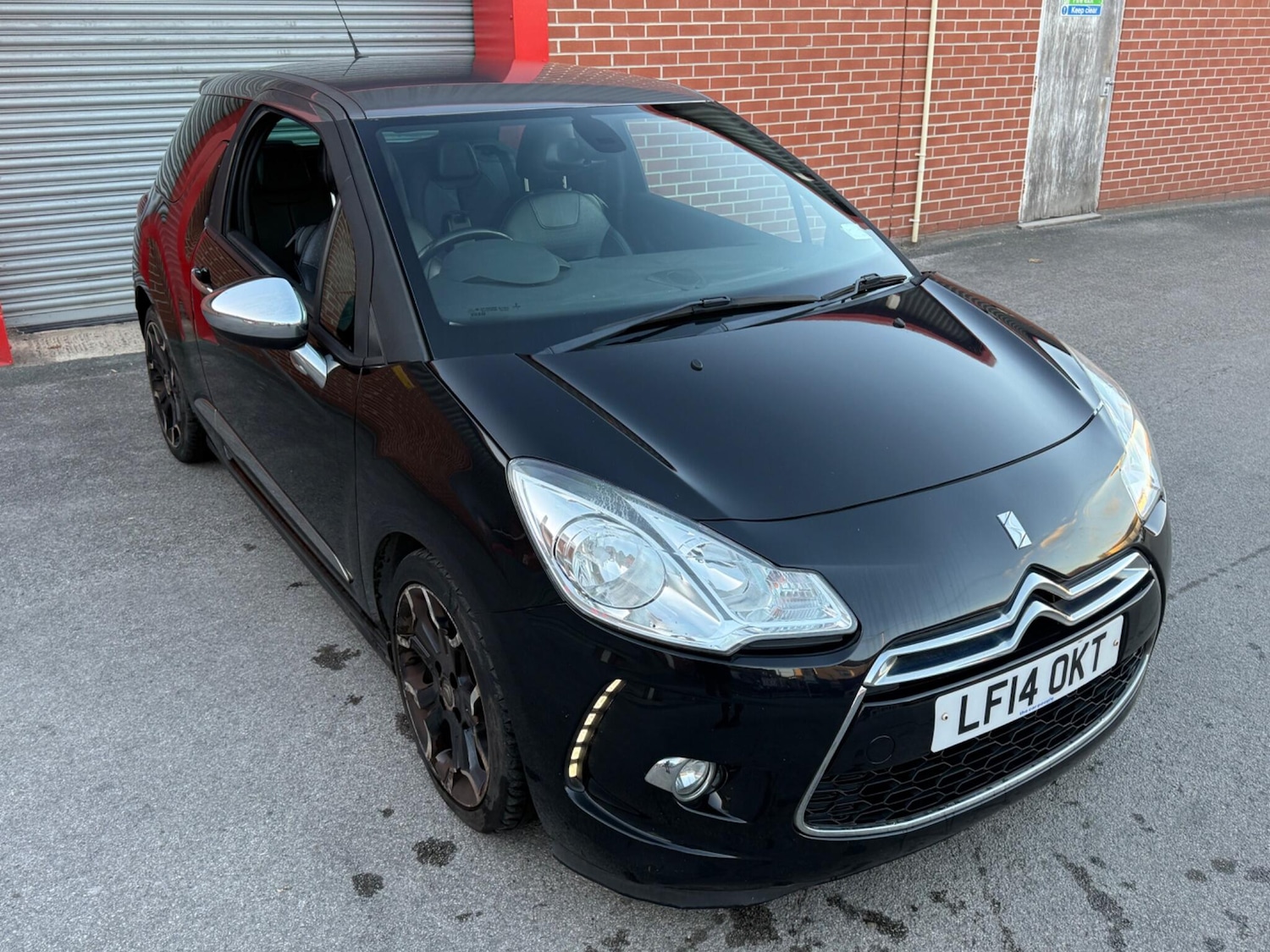 Used Citroen DS3 2014 for sale - 76059605: Photo 2