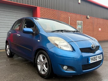 Used Toyota Yaris 2010 for sale - 77278601: Photo