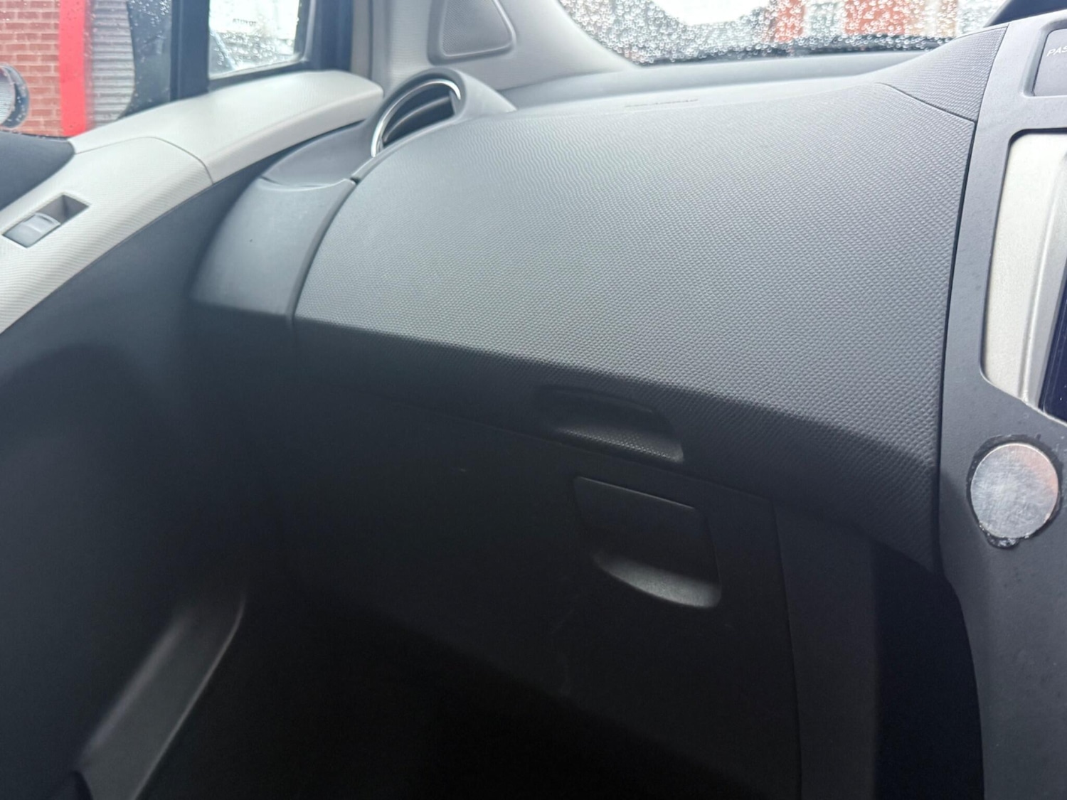 Used Toyota Yaris 2010 for sale - 77278601: Photo 20