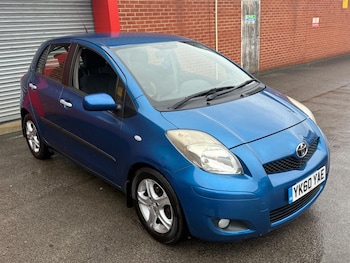 Used Toyota Yaris 2010 for sale - 77278601: Photo