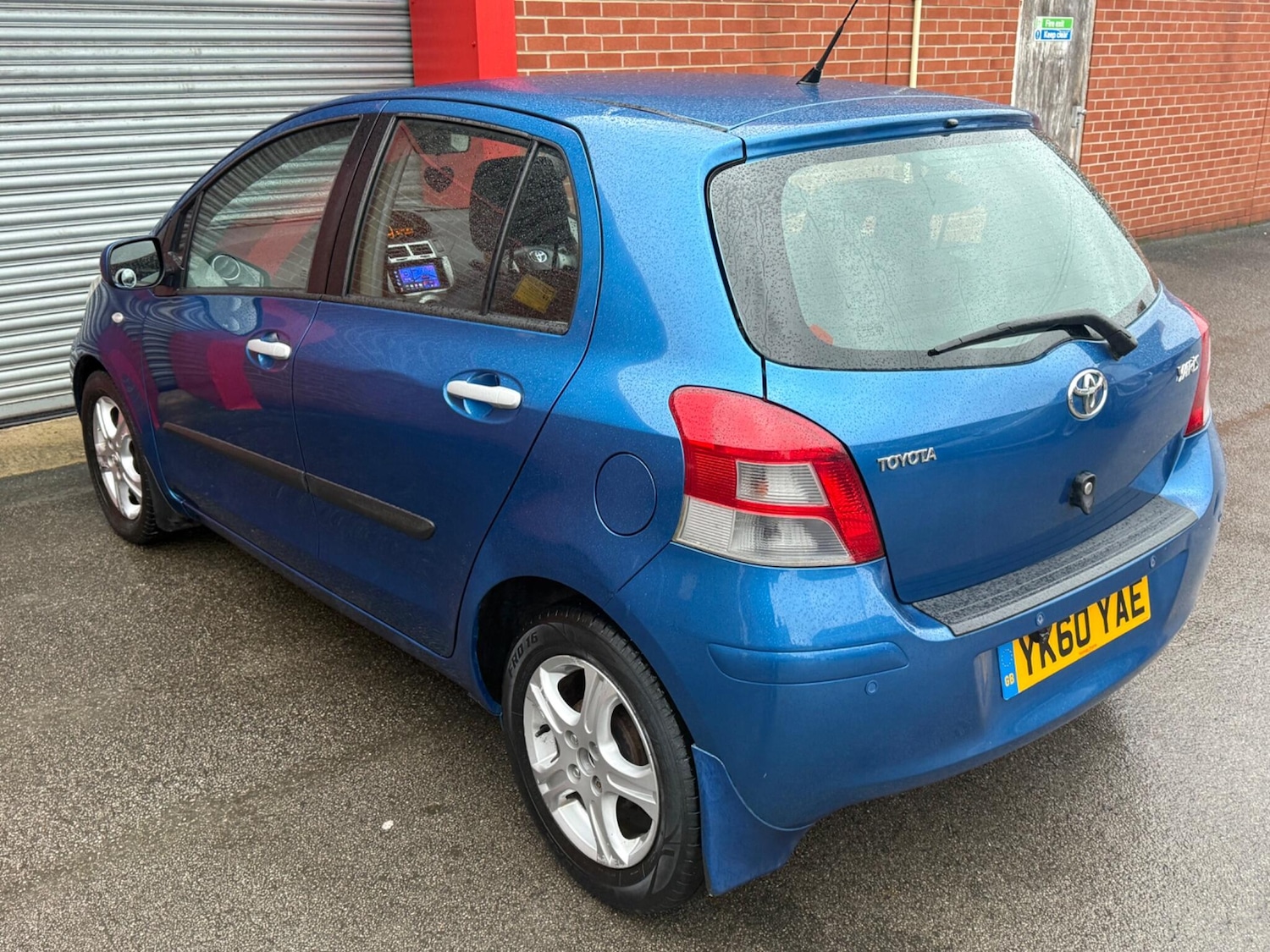 Used Toyota Yaris 2010 for sale - 77278601: Photo 33