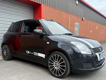 Used Suzuki Swift 2010 for sale - 78784489: Photo