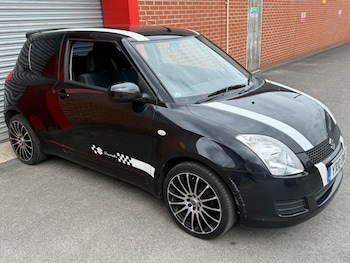 Used Suzuki Swift 2010 for sale - 78784489: Photo