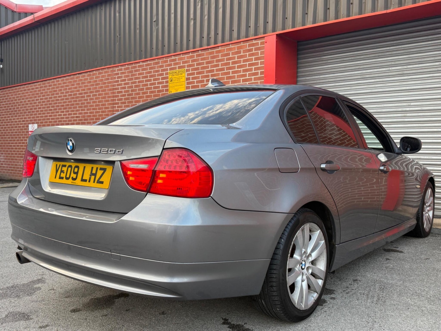 Used BMW 3 Series 2009 for sale - 76446533: Photo 32