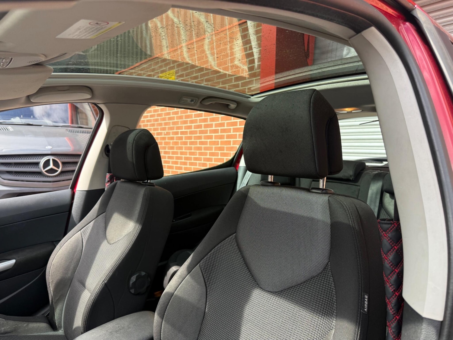 Used Peugeot 308 for sale - 78127924: Photo 25