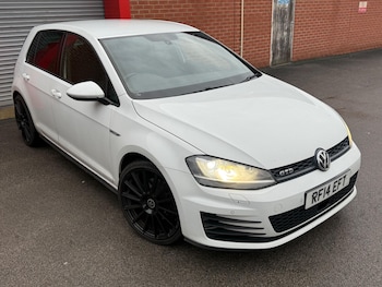 Used Volkswagen Golf 2014 for sale - 77267819: Photo