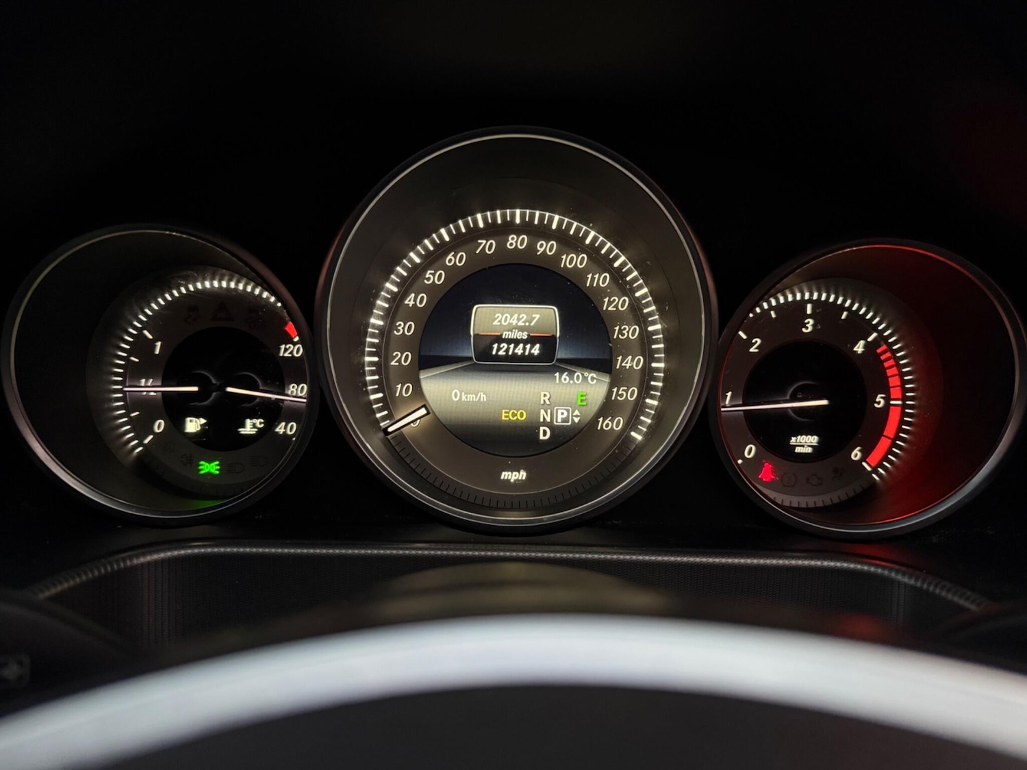 Used Mercedes-Benz E Class 2013 for sale - 77637680: Photo 16