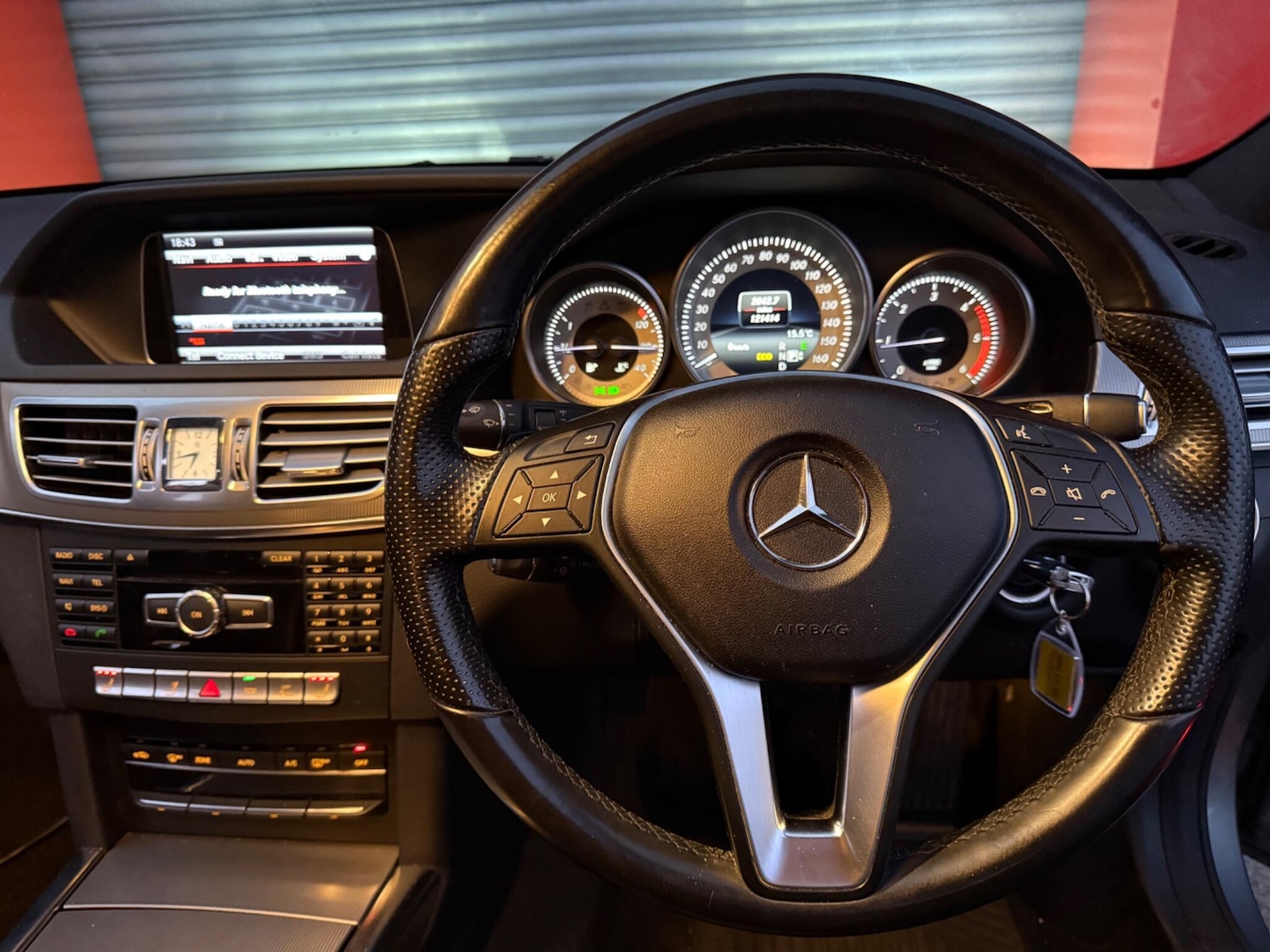 Used Mercedes-Benz E Class 2013 for sale - 77637680: Photo 20