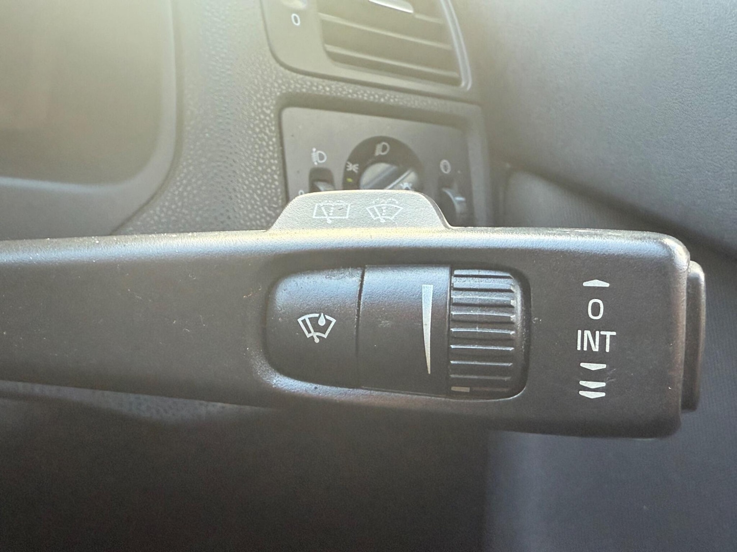 Used Volvo V50 2009 for sale - 77314735: Photo 12