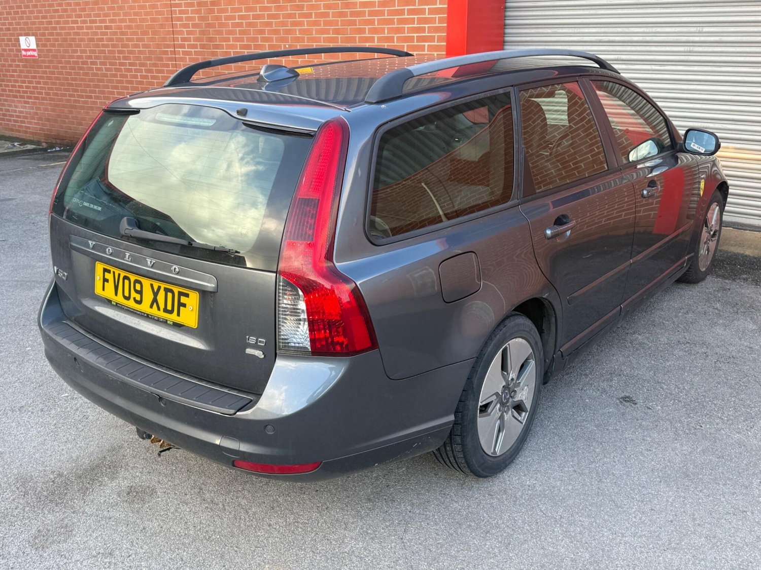 Used Volvo V50 2009 for sale - 77314735: Photo 33