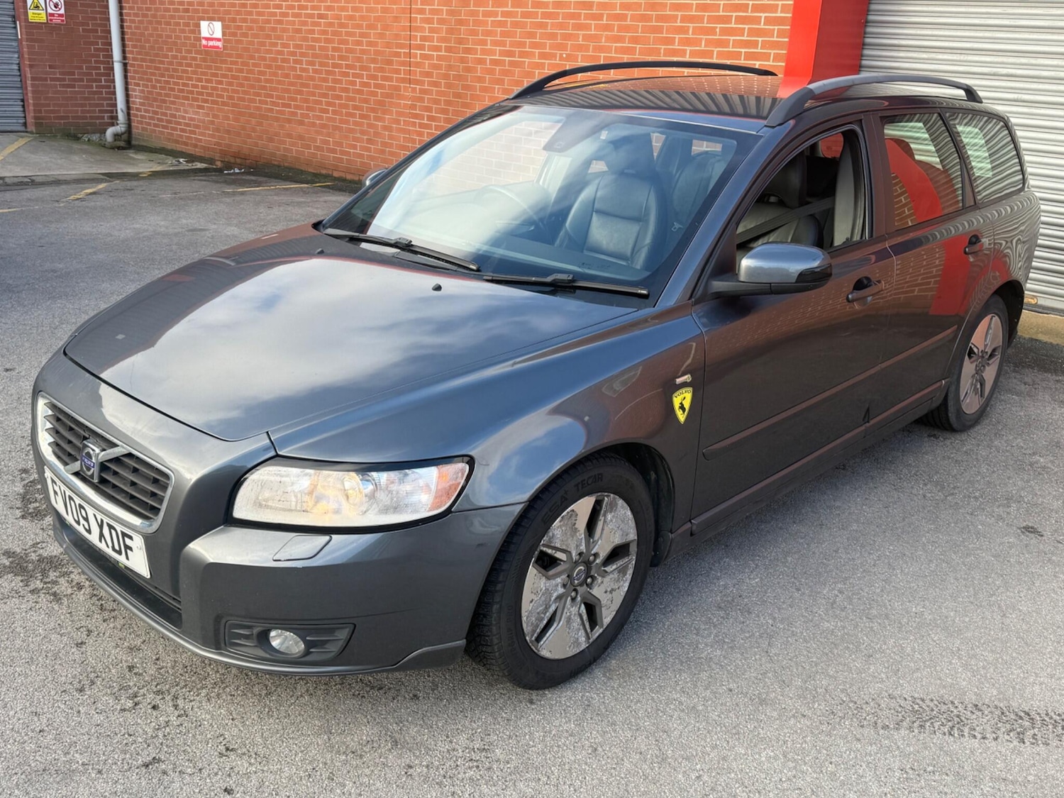 Used Volvo V50 2009 for sale - 77314735: Photo 6