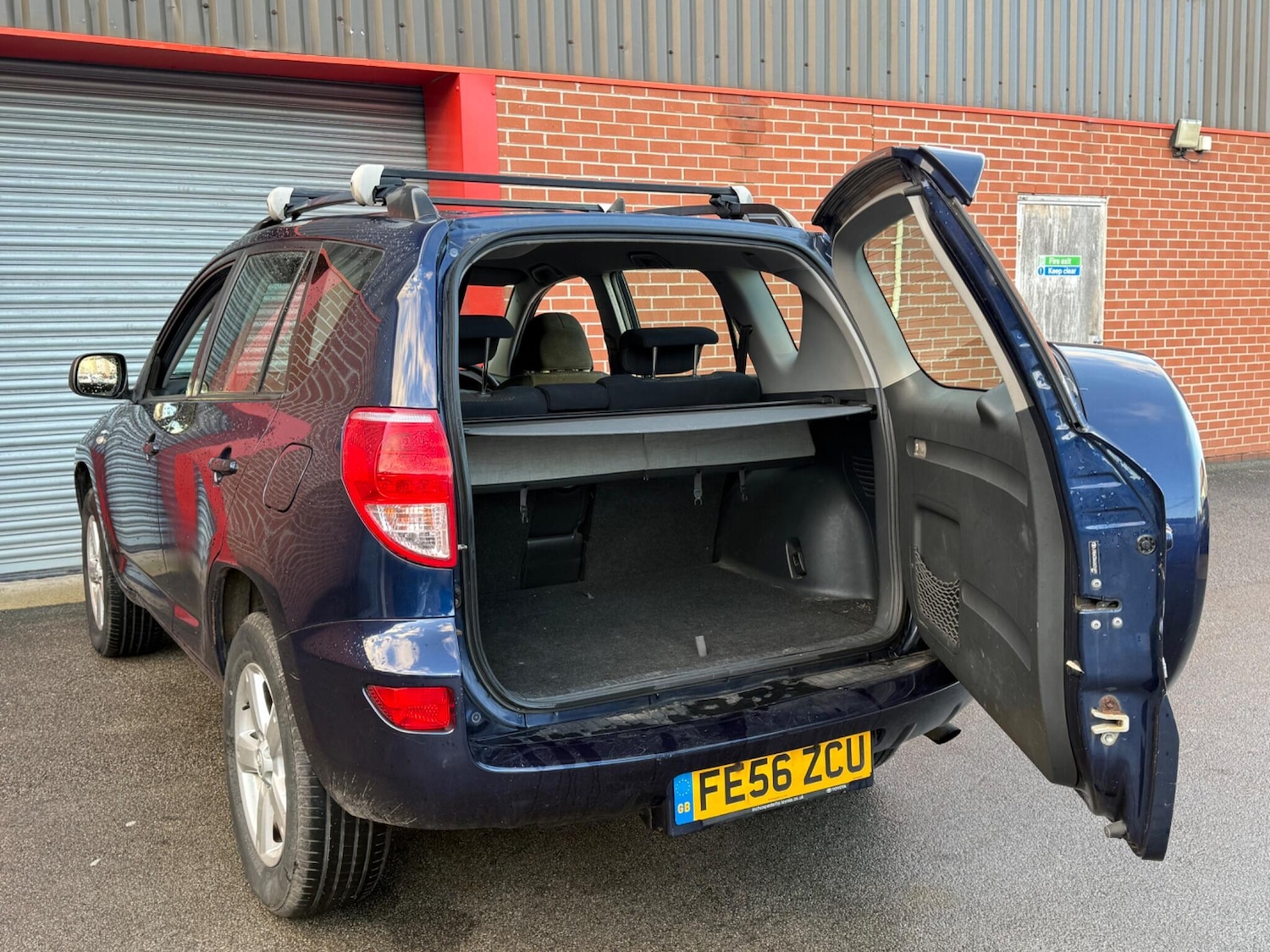 Used Toyota RAV4 2006 for sale - 76742762: Photo 33