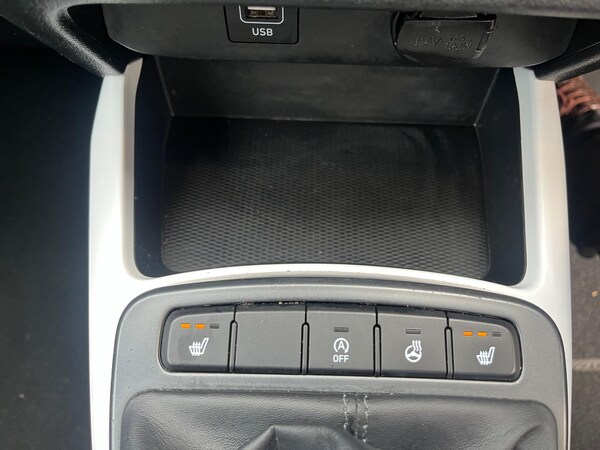 Used Hyundai i10 2022 for sale - 75600645: Photo 31