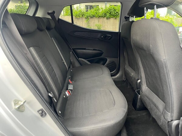 Used Hyundai i10 2022 for sale - 75600645: Photo 36