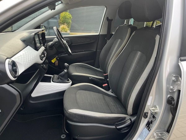 Used Hyundai i10 2022 for sale - 75600645: Photo 39