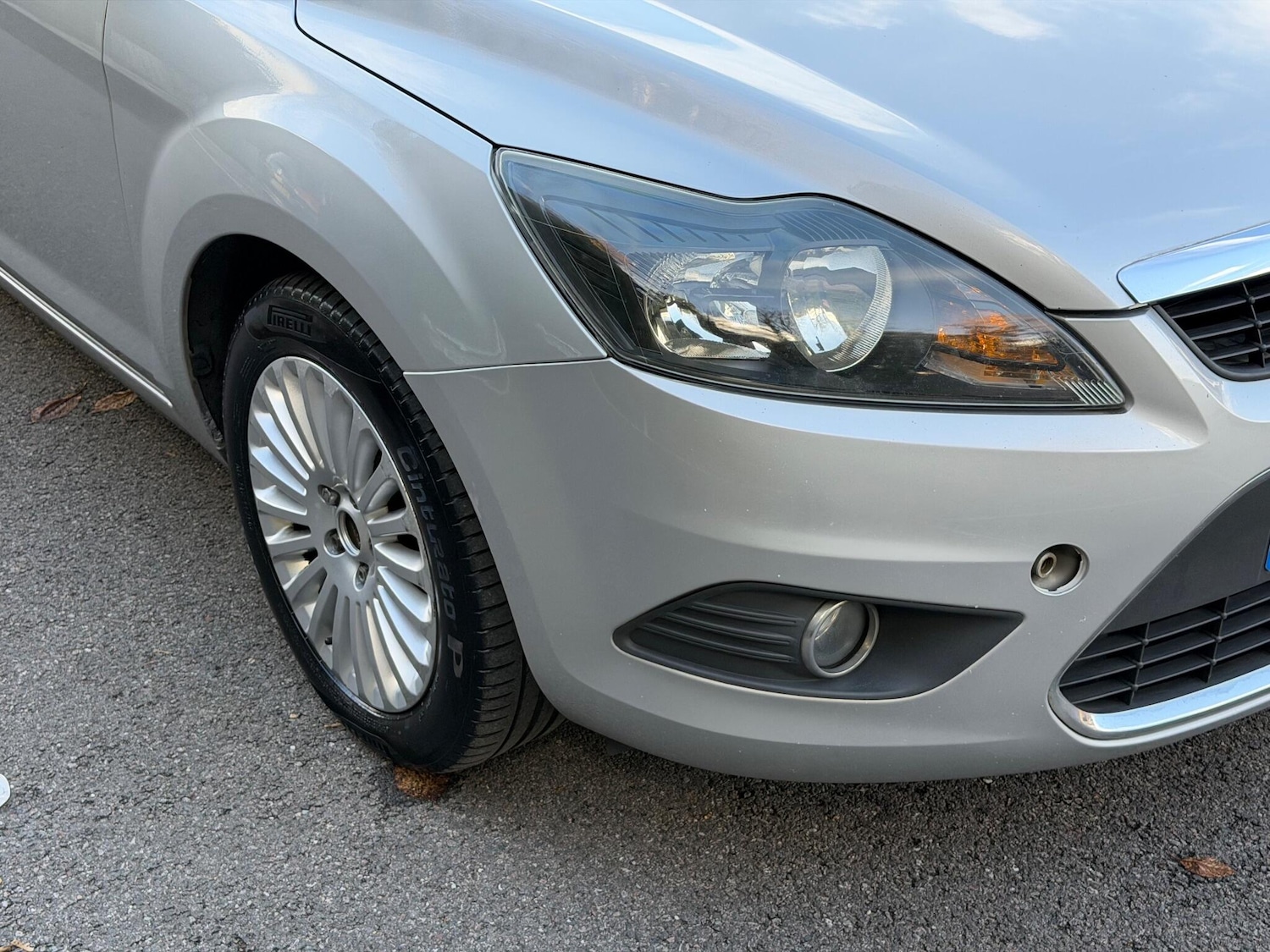 Used Ford Focus 2010 for sale - 76360108: Photo 12
