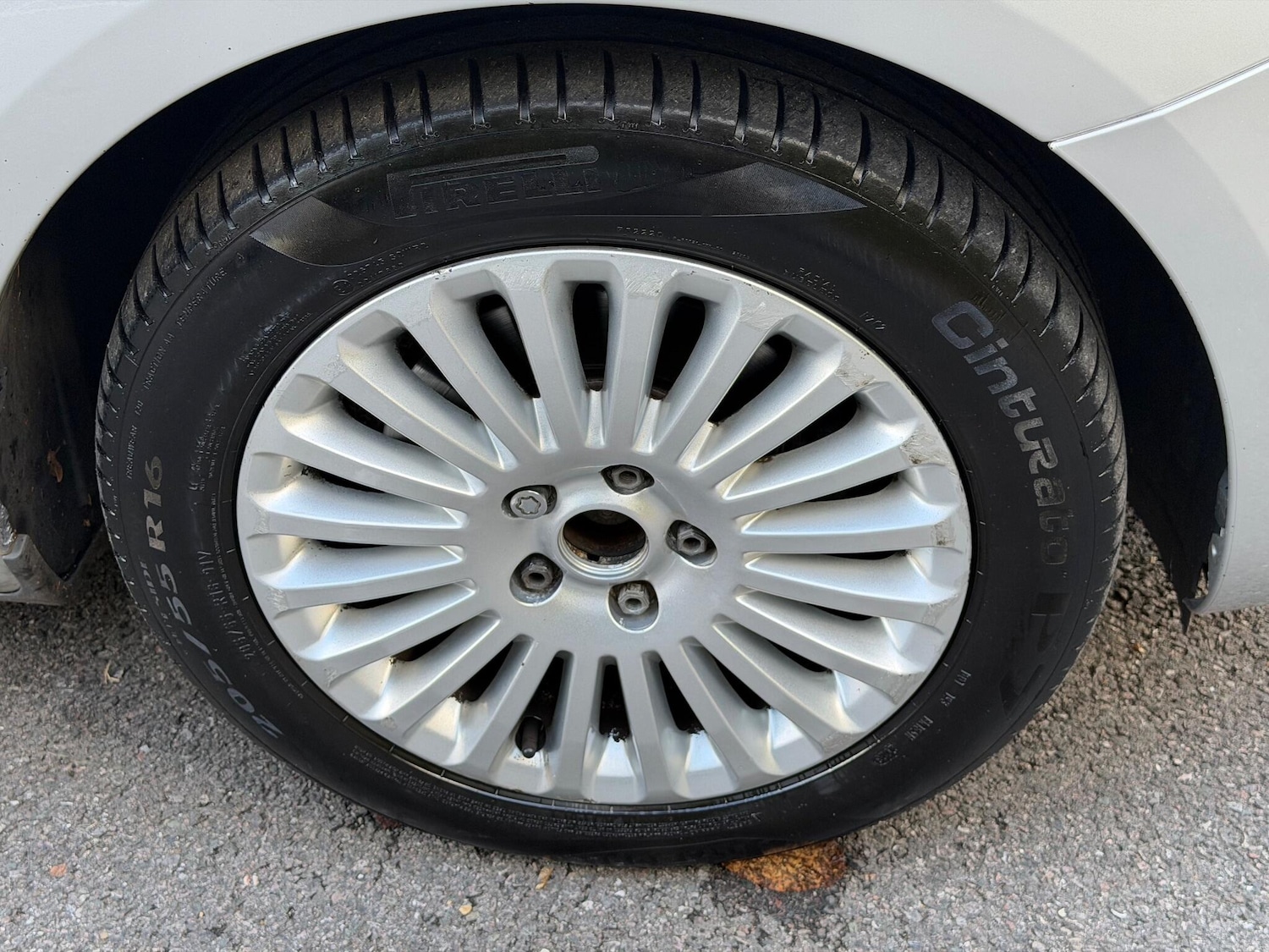 Used Ford Focus 2010 for sale - 76360108: Photo 13