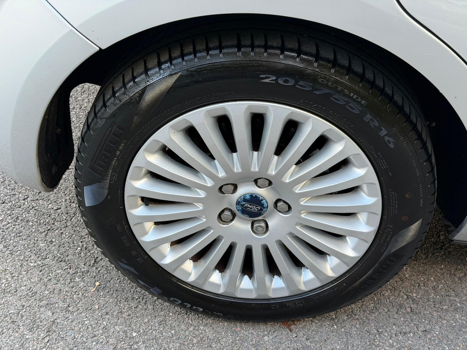 Used Ford Focus 2010 for sale - 76360108: Photo 14