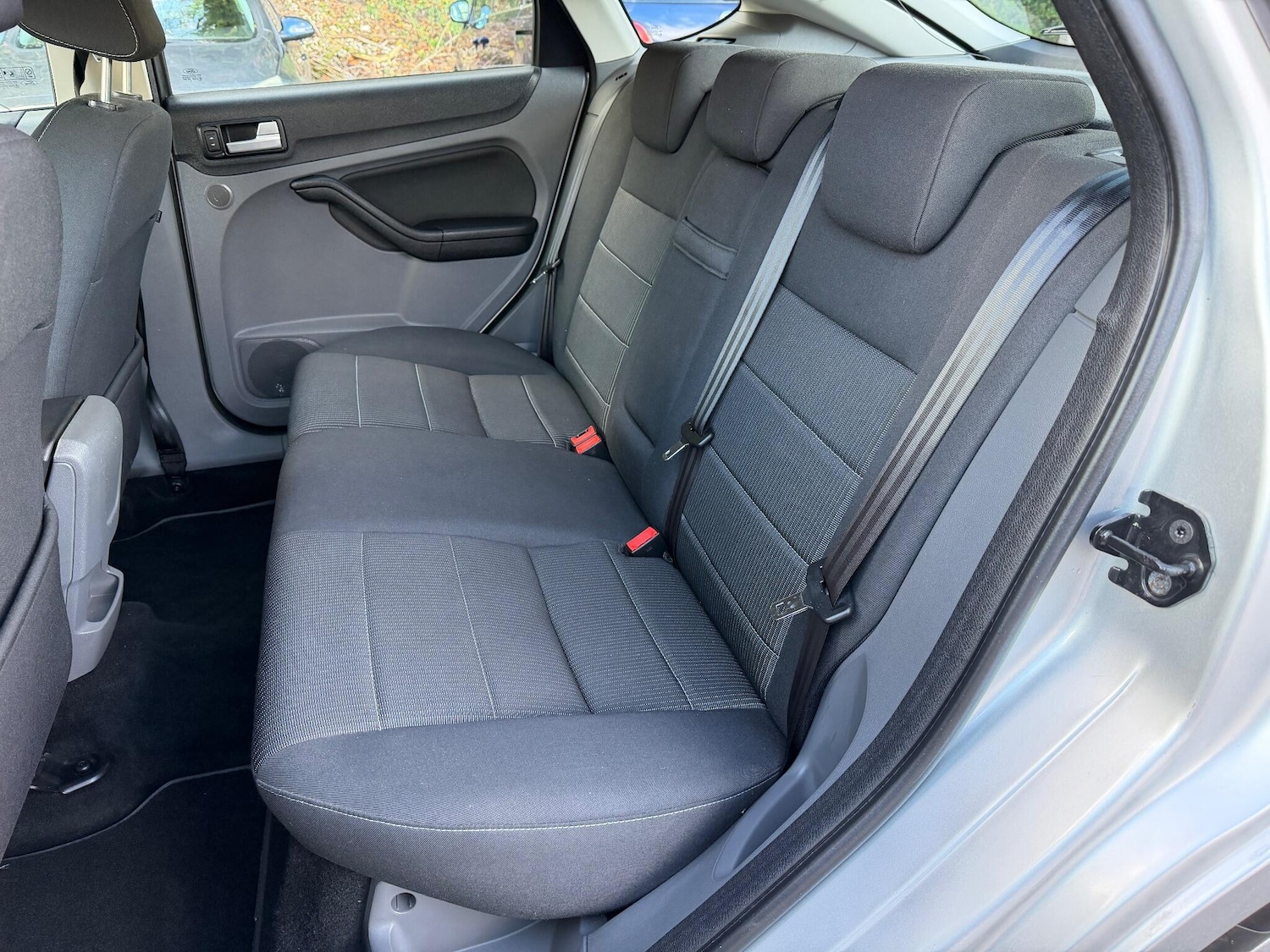 Used Ford Focus 2010 for sale - 76360108: Photo 33