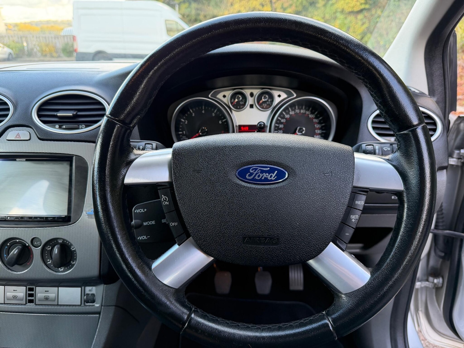 Used Ford Focus 2010 for sale - 76360108: Photo 34