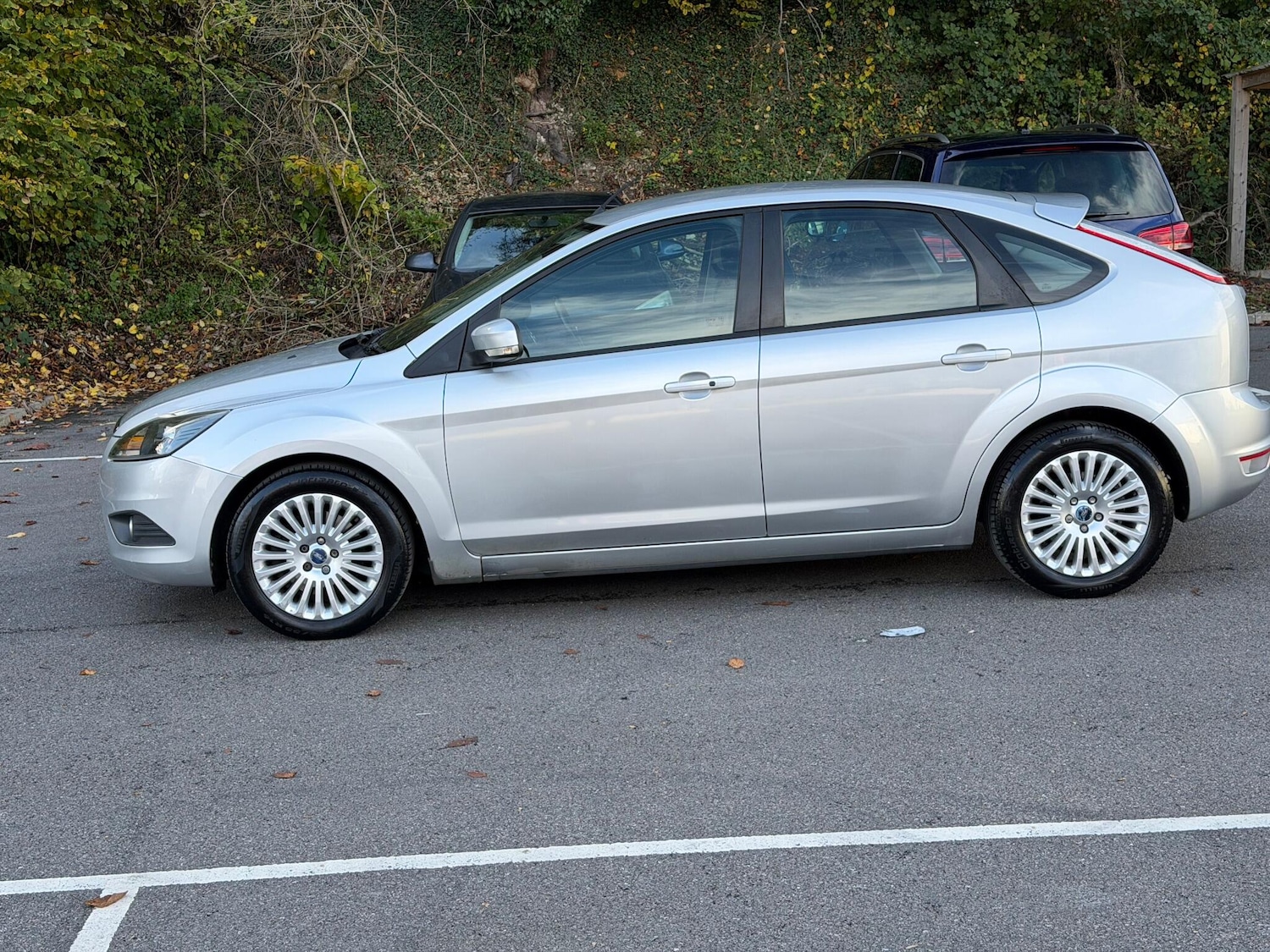 Used Ford Focus 2010 for sale - 76360108: Photo 4