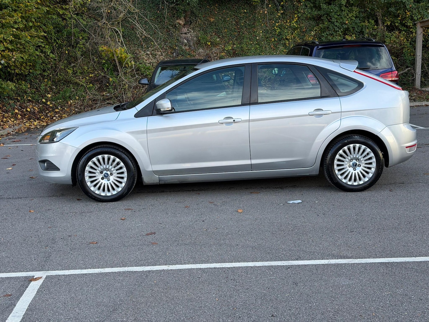 Used Ford Focus 2010 for sale - 76360108: Photo 5