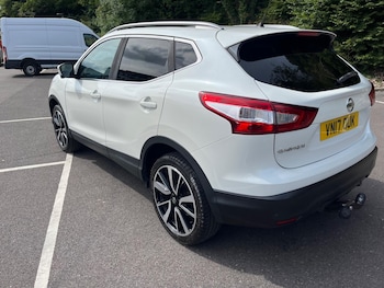 Used Nissan Qashqai 2017 for sale - 75601461: Photo