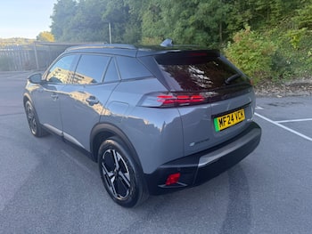 Used Peugeot E-2008 2024 for sale - 79635311: Photo
