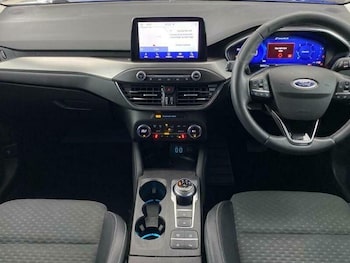 Used Ford Focus 2020 for sale - 77242770: Photo