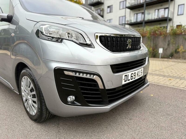 Used Peugeot Traveller 2020 for sale - 76215562: Photo 17