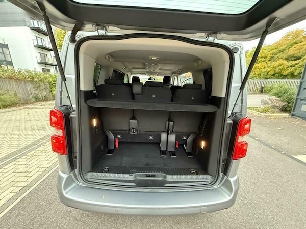 Used Peugeot Traveller 2020 for sale - 76215562: Photo 27