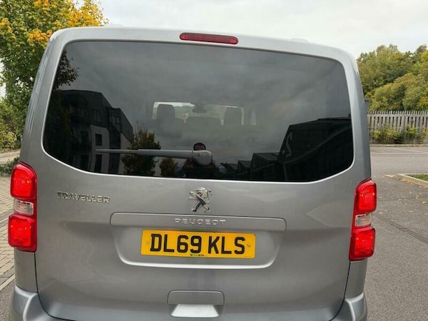 Used Peugeot Traveller 2020 for sale - 76215562: Photo 51