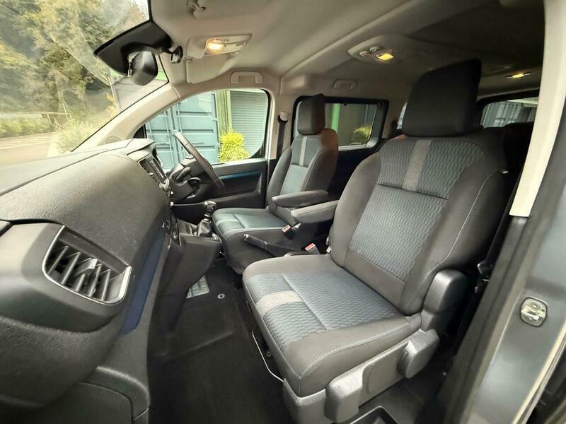 Used Peugeot Traveller 2020 for sale - 76215562: Photo 55