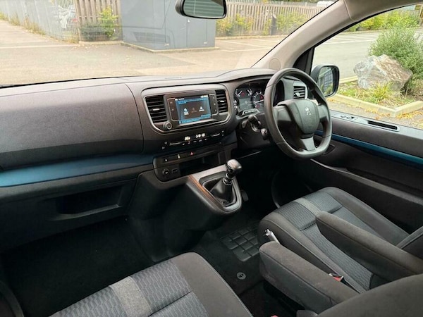 Used Peugeot Traveller 2020 for sale - 76215562: Photo 64