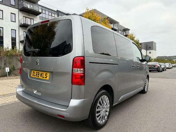 Used Peugeot Traveller 2020 for sale - 76215562: Photo 6