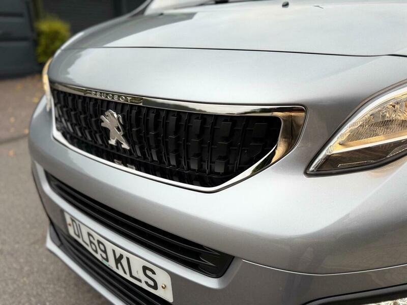 Used Peugeot Traveller 2020 for sale - 76215562: Photo 73