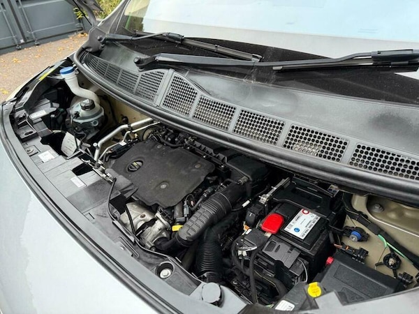 Used Peugeot Traveller 2020 for sale - 76215562: Photo 76