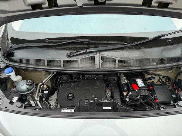 Used Peugeot Traveller 2020 for sale - 76215562: Photo 78