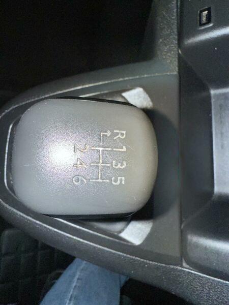 Used Peugeot Traveller 2020 for sale - 76215562: Photo 79