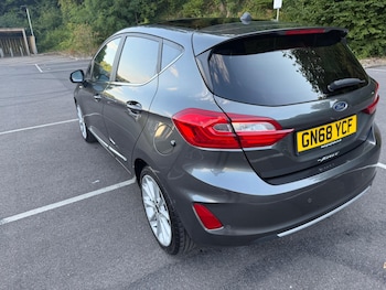 Used Ford Fiesta 2018 for sale - 79612897: Photo