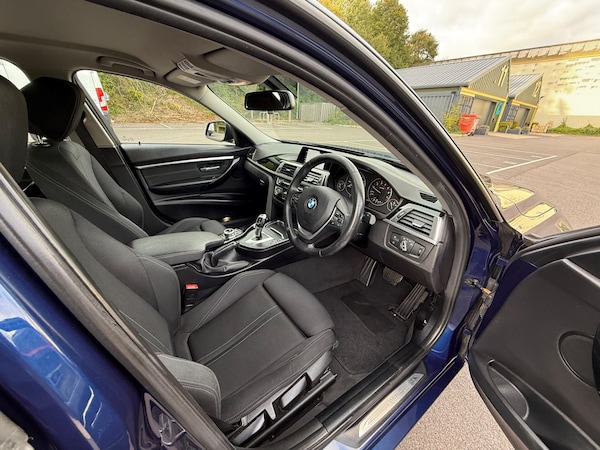 Used BMW 3 Series 2018 for sale - 76136326: Photo 20