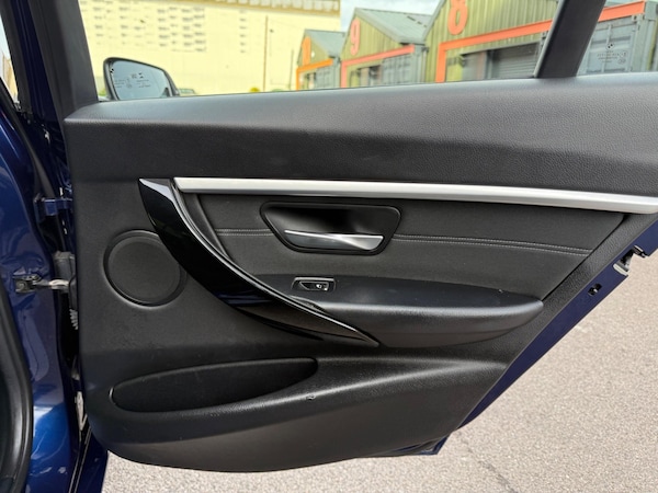 Used BMW 3 Series 2018 for sale - 76136326: Photo 23