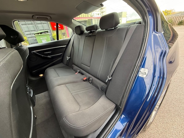 Used BMW 3 Series 2018 for sale - 76136326: Photo 30