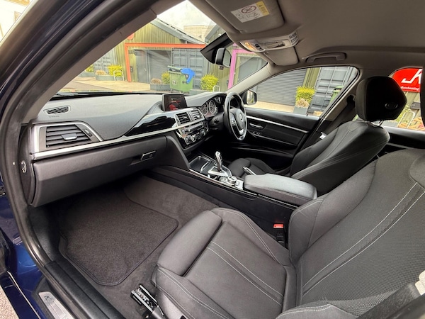 Used BMW 3 Series 2018 for sale - 76136326: Photo 32