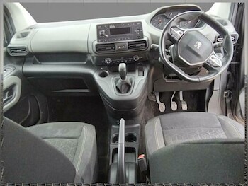 Used Peugeot Rifter 2020 for sale - 77441123: Photo