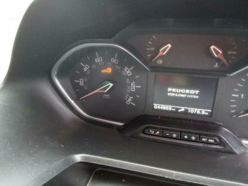 Used Peugeot Rifter for sale - 77441123: Photo 6