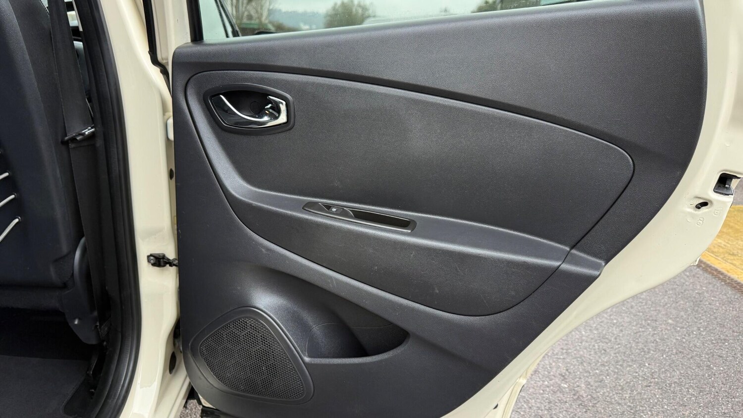 Used Renault Captur 2016 for sale - 77611862: Photo 39