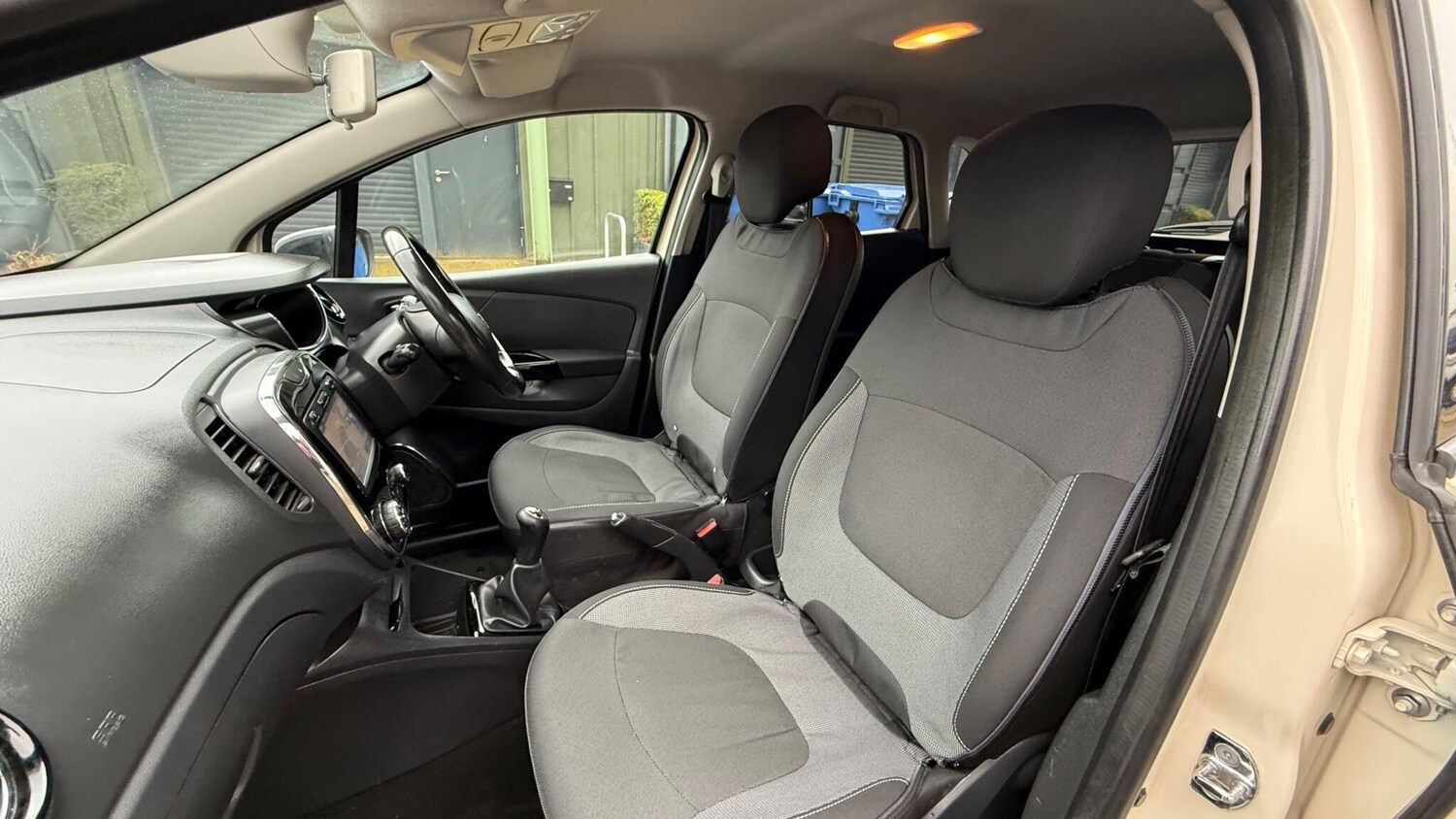 Used Renault Captur 2016 for sale - 77611862: Photo 48