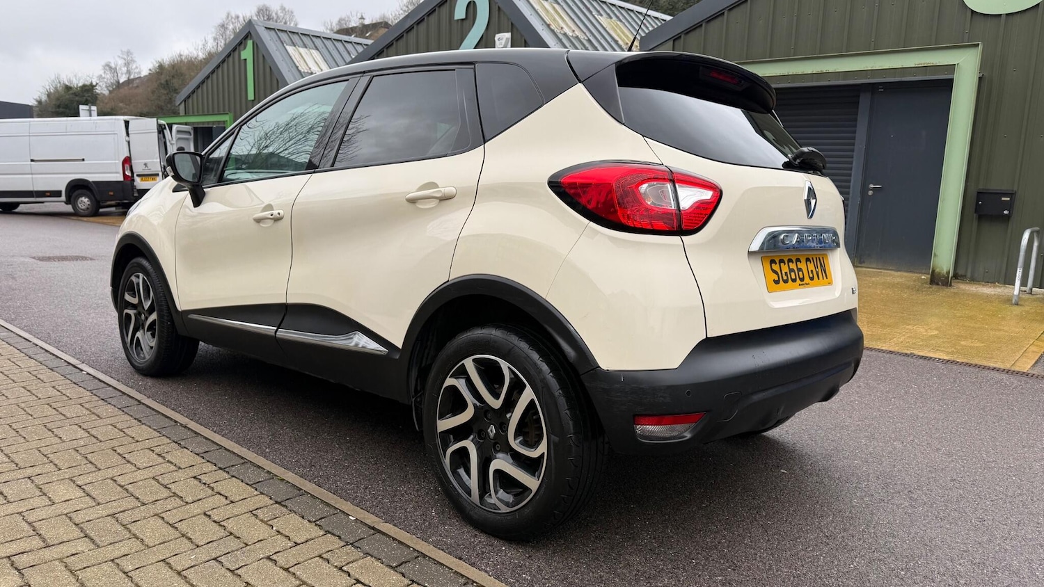 Used Renault Captur 2016 for sale - 77611862: Photo 6