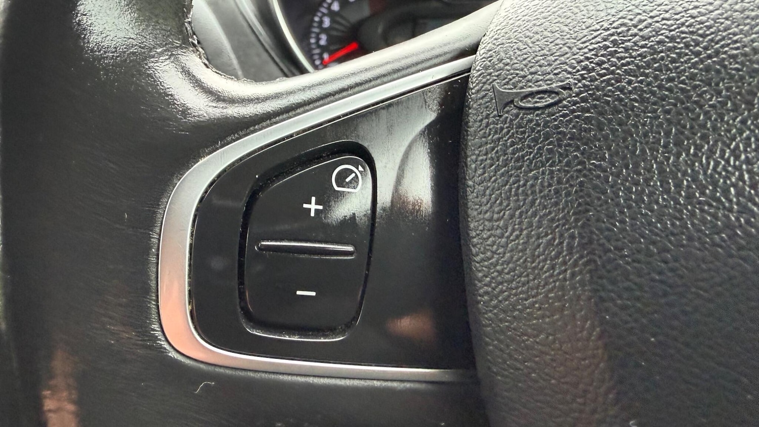 Used Renault Captur 2016 for sale - 77611862: Photo 60